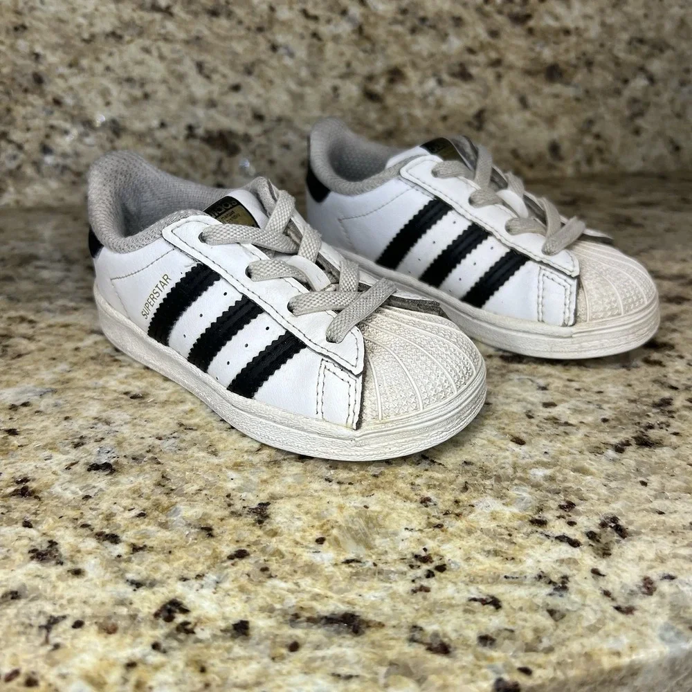 Adidas Superstar Toddlers Size 6‎ K White Black Low Top Lace Up Casual